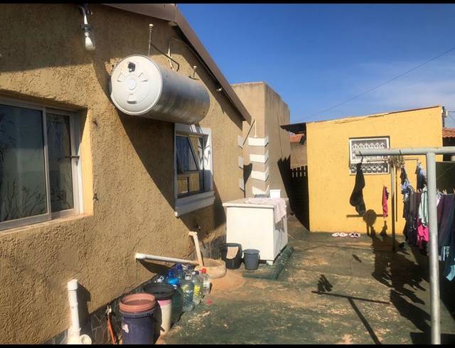 1 BEDROOM HOUSE FOR SALE IN BRAM FISCHERVILLE